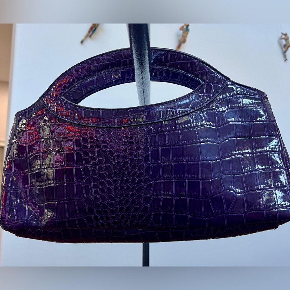 NWOT Elegant Purple Patent Leather Crocodile-Embossed Women's Purse / Handbag